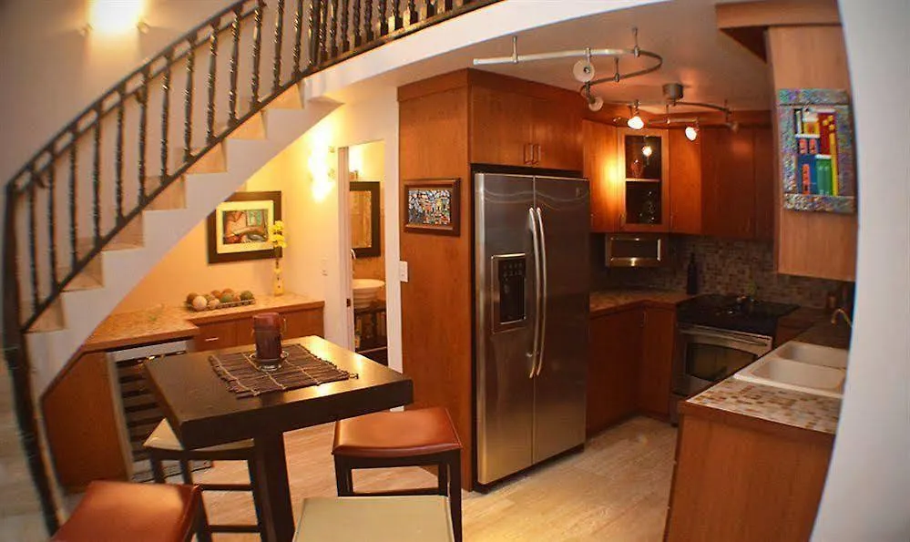 Dream Apartment Old 산후안 0*,